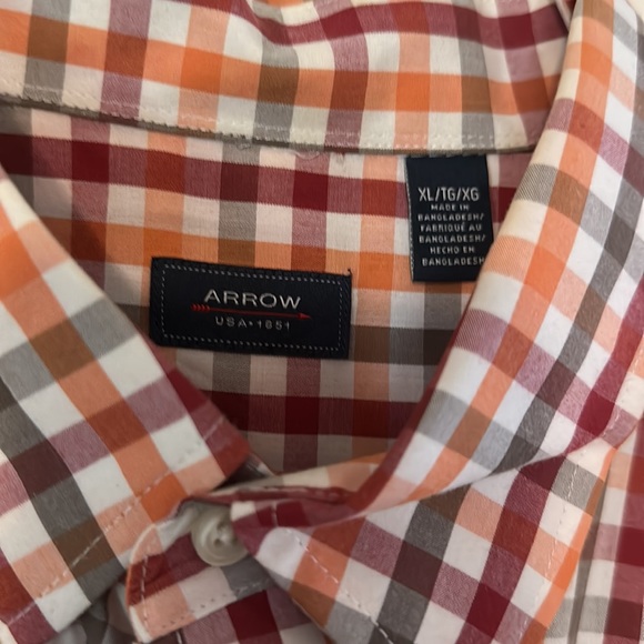 Men’s Arrow size XL short sleeve plaid button up shirt - Picture 3 of 3